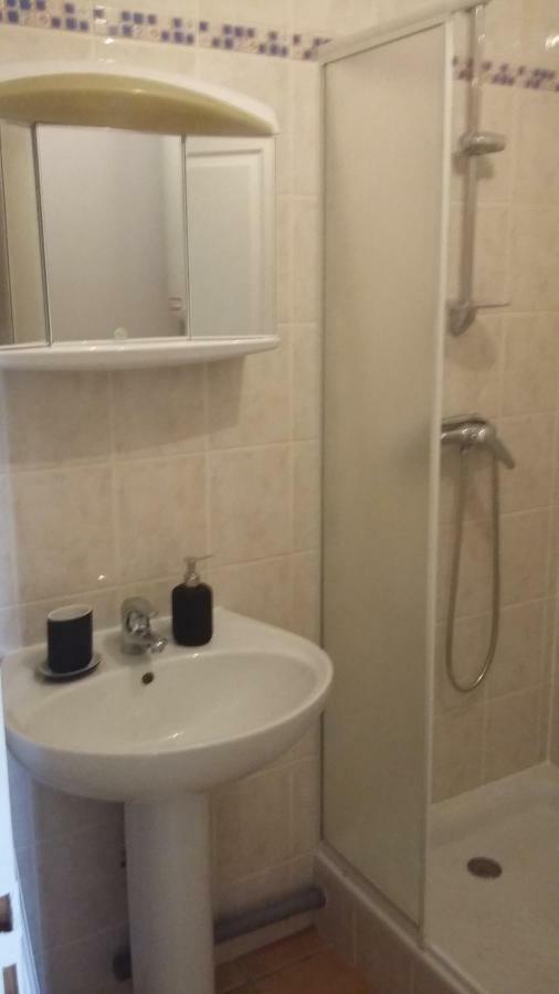 Appartement Dans Propriete Calme En Pleine Nature Charbonnières-les-Bains Εξωτερικό φωτογραφία