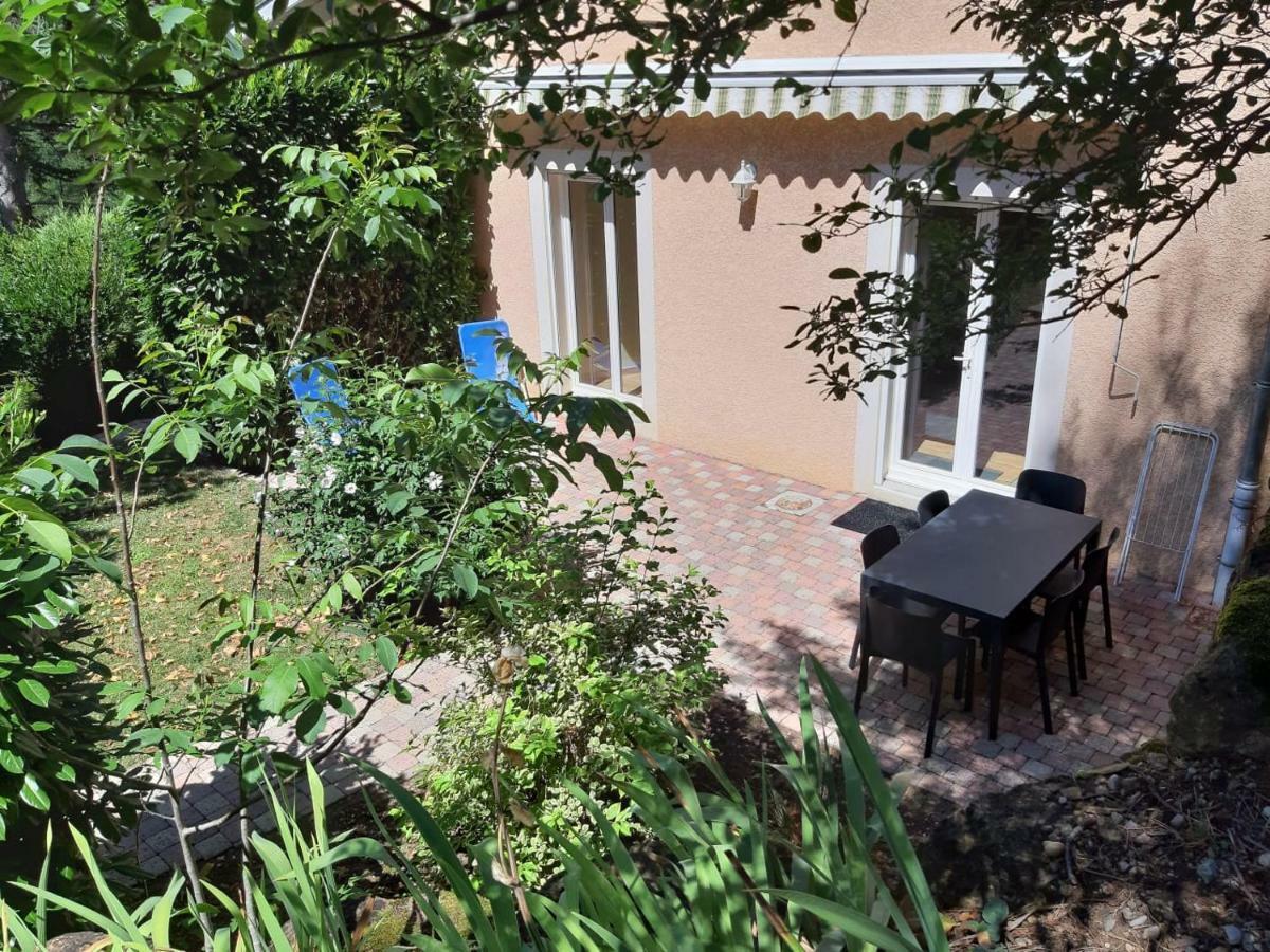 Appartement Dans Propriete Calme En Pleine Nature Charbonnières-les-Bains Εξωτερικό φωτογραφία